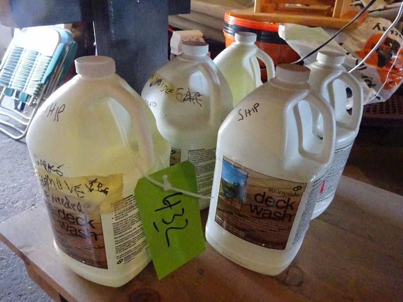 lot 432 image: Lot of Deck Wash,House wash, Driveway stuff