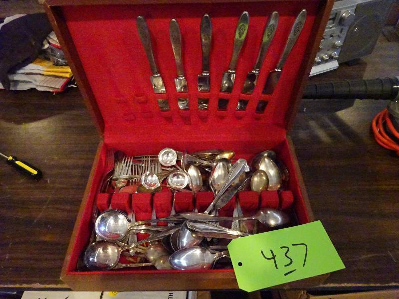 lot 437 image: Old Flatware