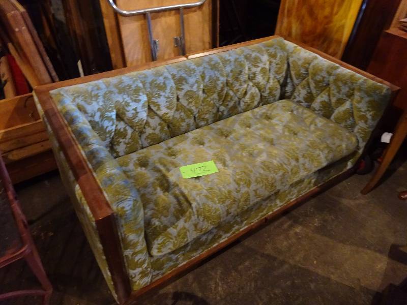 lot 472 image: Mid Century Love Seat