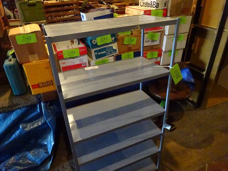 lot 478 image: Steel Shelf