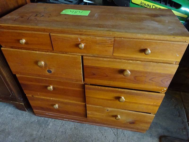 lot 484 image: Pine Dresser