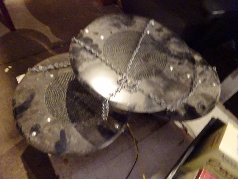 lot 515 image: Ceiling Speakers