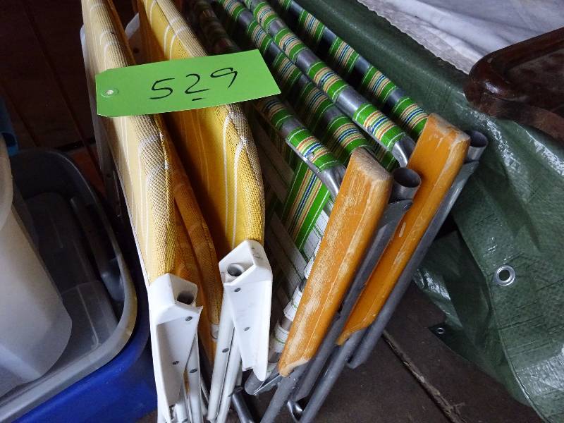 lot 529 image: Lawn Chairs