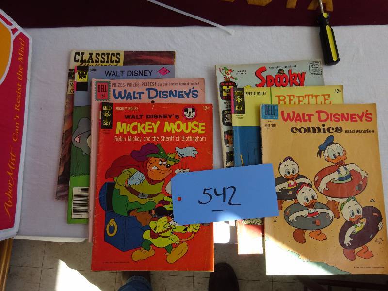 lot 542 image: 12 Cent Comics