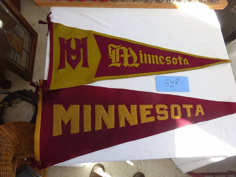 lot 548 image: Pair of University of Minnesota Pennants