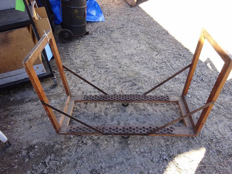 lot 571 image: Light Weight Wood CartCradle