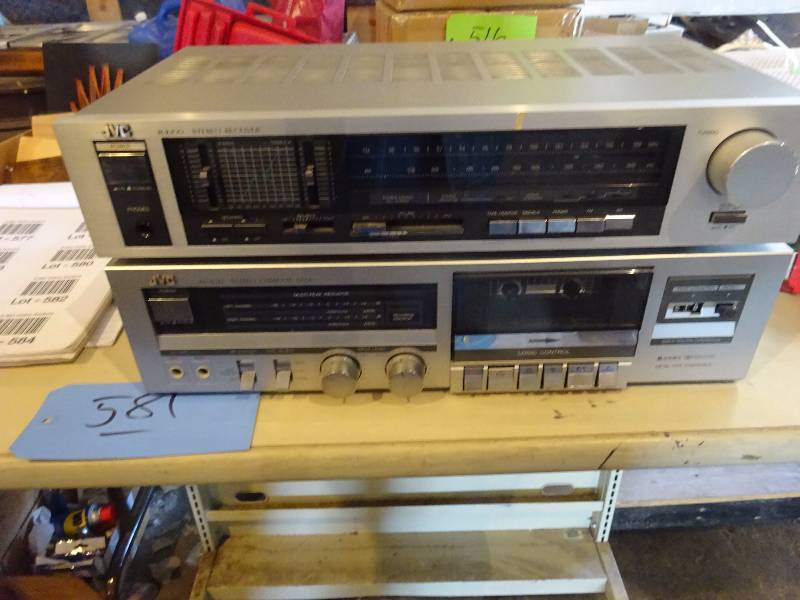 lot 581 image: JVC Stereo