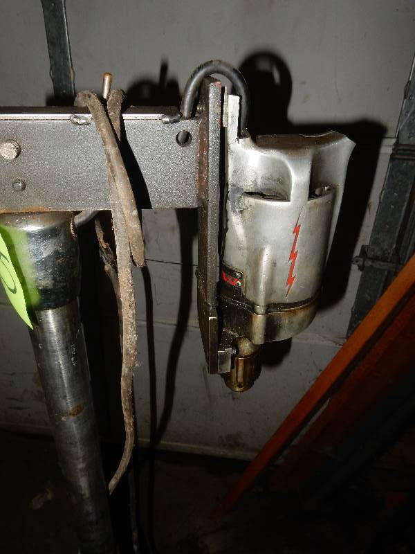 lot 25 image: Shop made vertical drill tool No cord end so couldnt test.