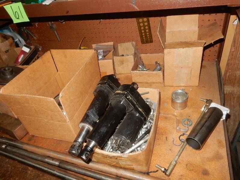 lot 61 image: Large of lot of Misc. items as pictured..