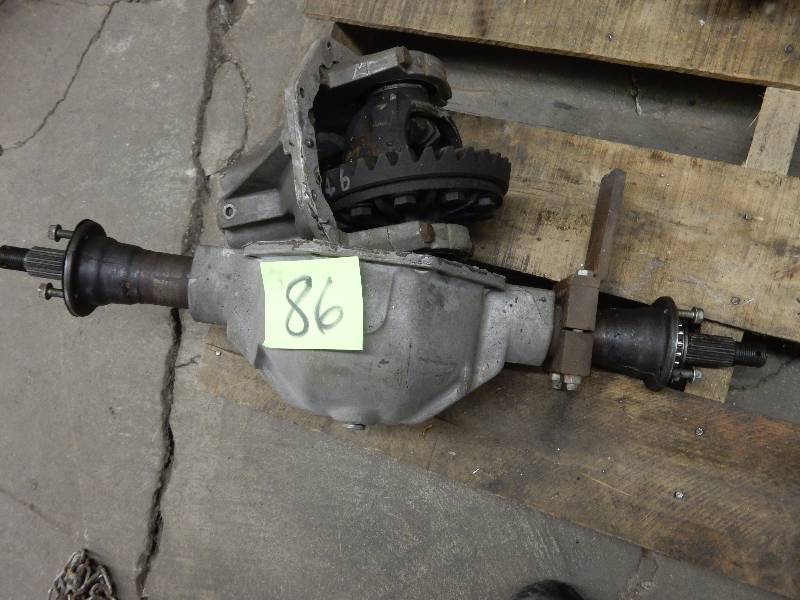 lot 86 image: Rear End, no Brake Hubs, 27 in w