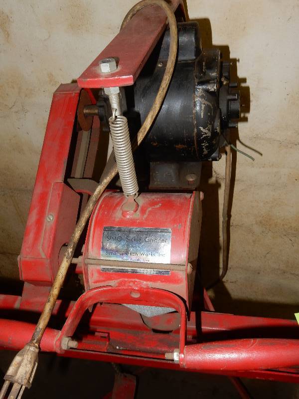 lot 115 image: SIMO Sickle Grinder