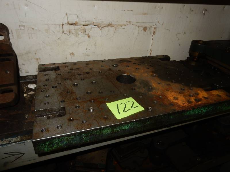 lot 122 image: Bolster Plate.. 25 in x 16 12 in x 2in thick