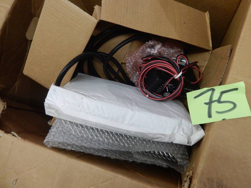lot 75 image: Spyker Spreader.. New in box.. Looks like it is all there.. Please inspect