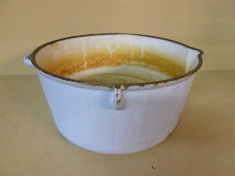 Vintage Cast Iron Kettle