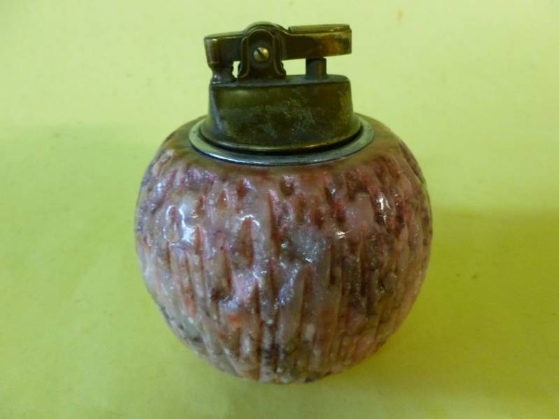 Vintage Table Lighter