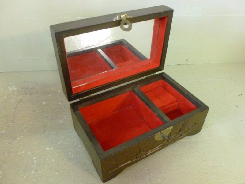 Vintage Jewelry Box