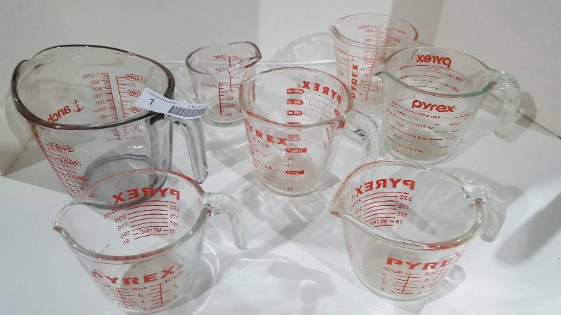7 glass measuring cups