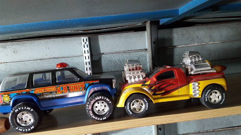 toys