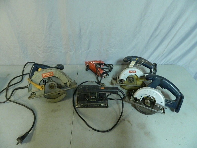 lot 65 image: Saws and Sander