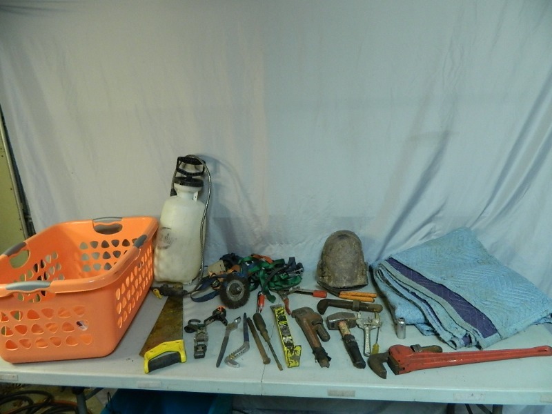 lot 67 image: Tools, Moving Blanket, Pipe Wrench