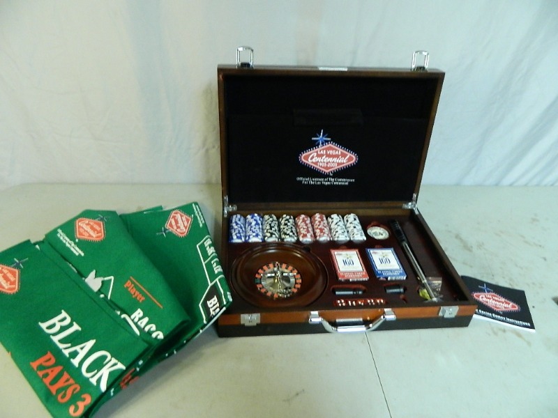 lot 98 image: Multi Casino Game Set