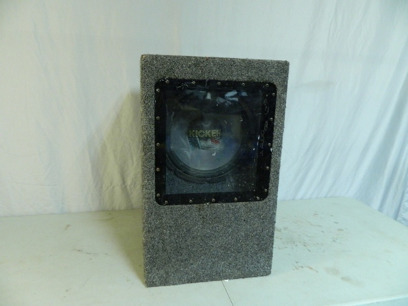 lot 123 image: Kicker Speaker in Box