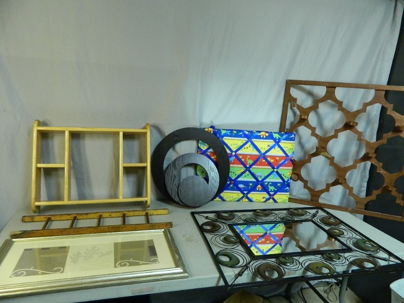 lot 135 image: Framed Picture, Mirror, and More