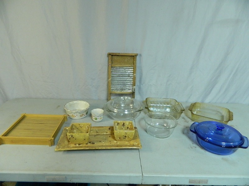 lot 144 image: Anchor, Pyrex, and More