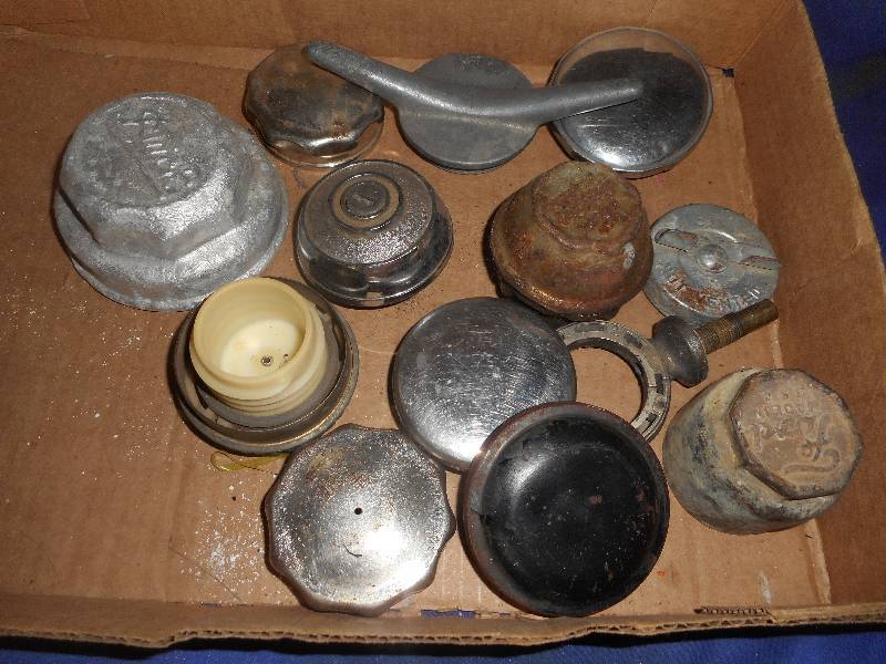 VINTAGE AUTO CAPS AND COVERS