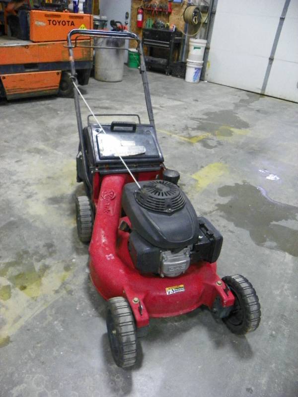 lot 111 image: EXMARK 21 PUSH MOWER