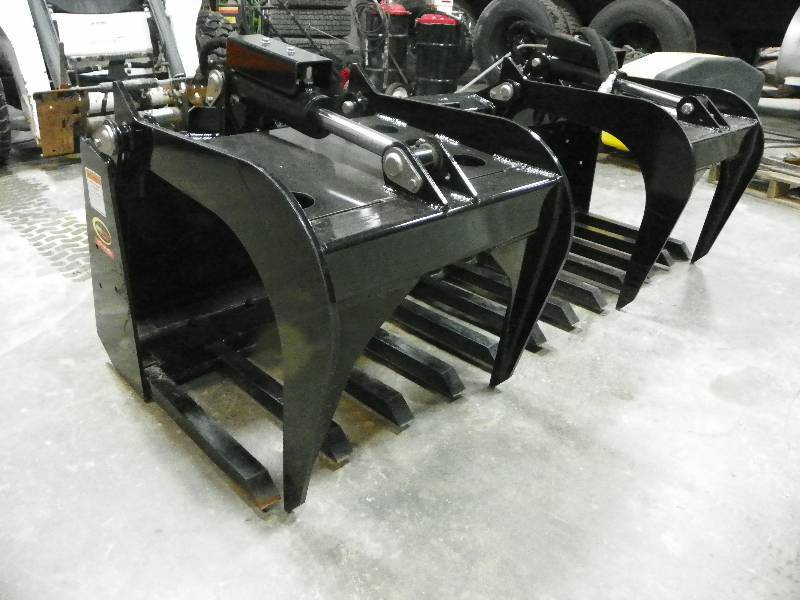lot 116 image: QUICK ATTACH BOBCAT - GRAPPLE