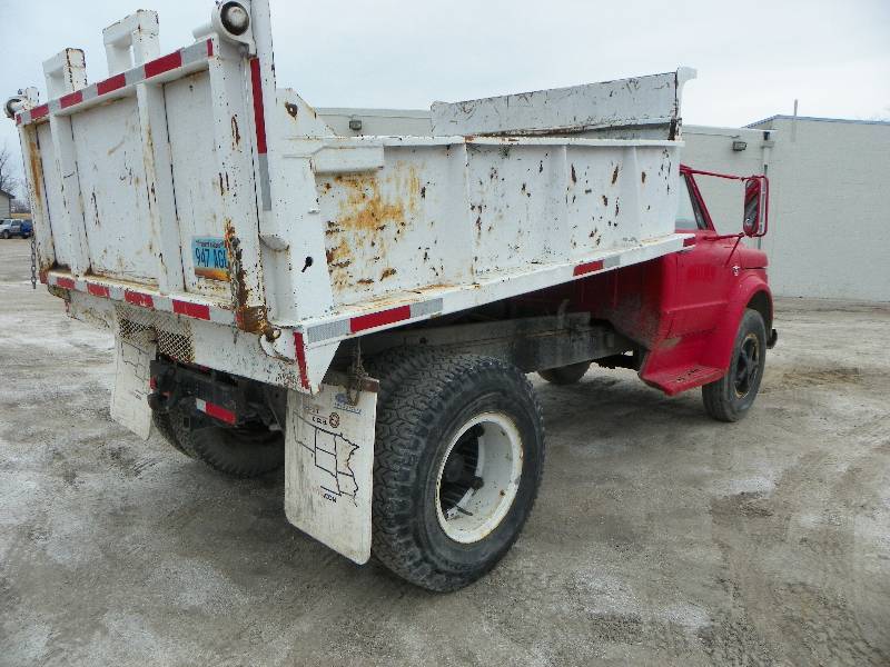 lot 48 image: 1967 Chevrolet C60 Single Axle Dump Truck