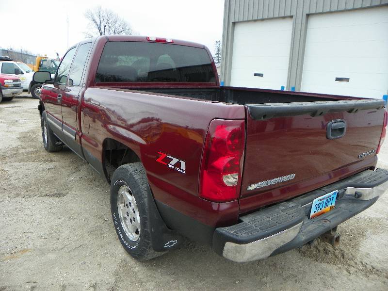 lot 46 image: 2003 Z71Chevrolet  K1500 Pickup Truck