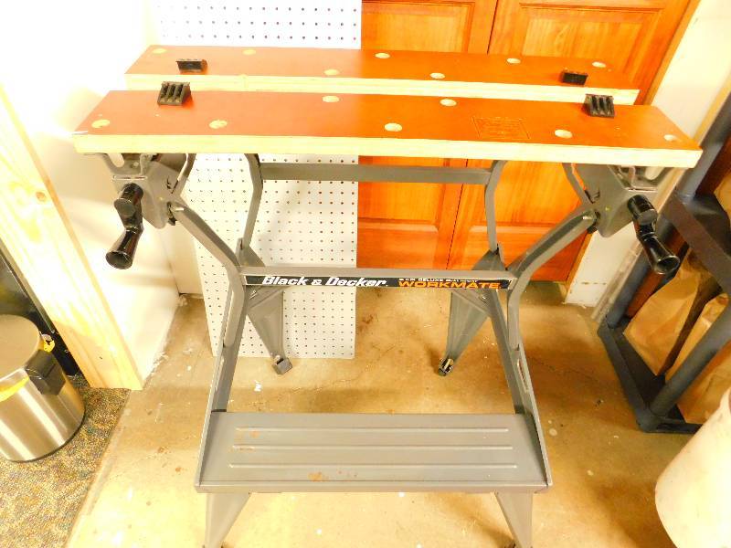 Black  Decker Deluxe Dual Height Workmate & Pegboard