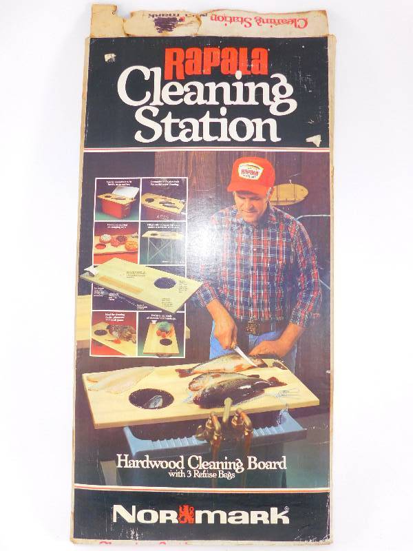 Vintage Rapala Wood Cleaning Station