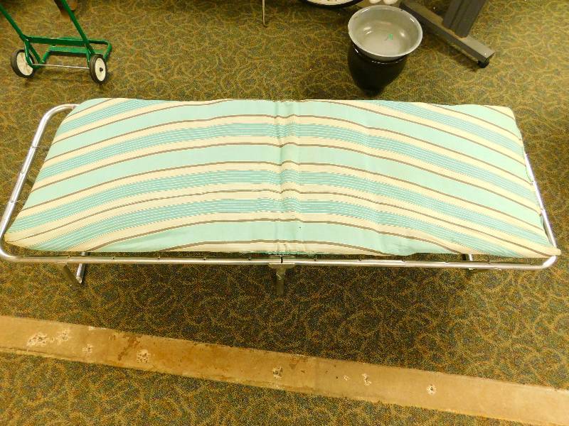 Fold-Up Cot