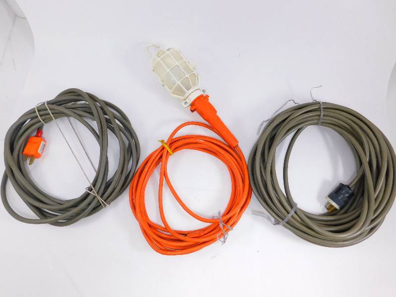 1 Trouble Light & 2 Extension Cords