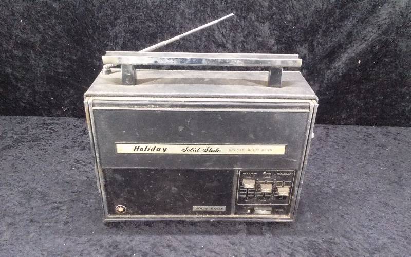 Holiday Band Radio
