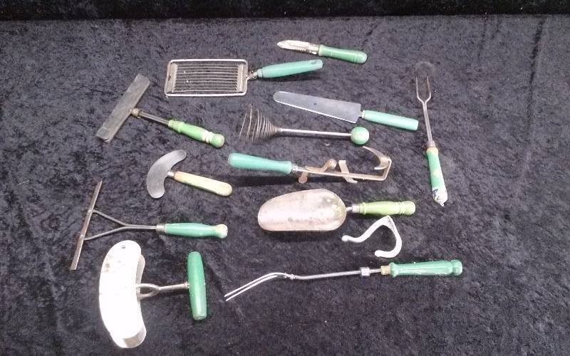 Lot - Vintage Green Wood Handled Kitchen Utensils