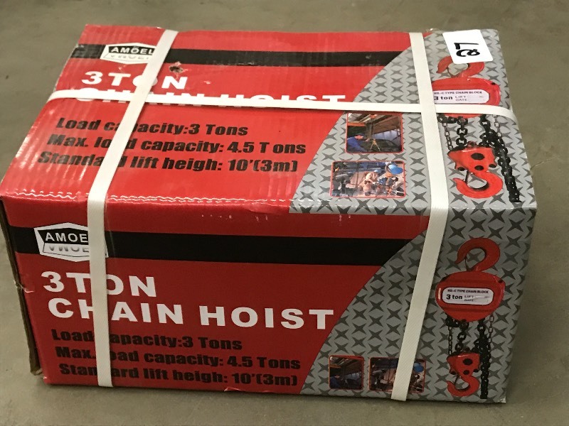 lot 27 image: New Chain Hoist