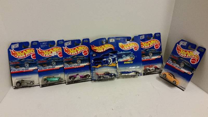 lot 24 image: Lot of (7) Hot Wheels Cars - See Pictures and Description for Details
