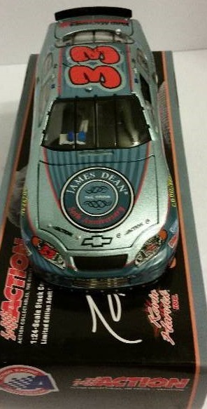 lot 2 image: WOW 2005 Action Racing Collectibles #33 Tony Stewart 50th Anniversary James Dean 2005 Chevrolet Monte Carlo