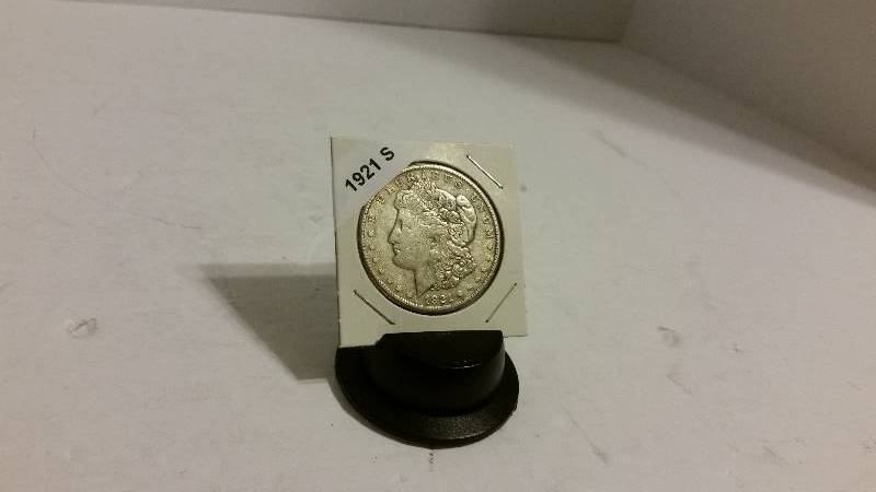 lot 86 image: 1921 S (San Francisco Mint) Morgan Silver Dollar - 90% Silver 10% Copper - Carded - Nice