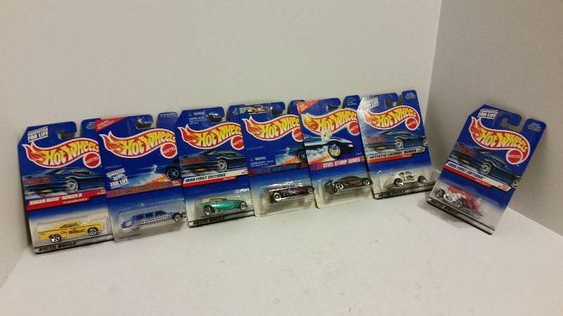 lot 112 image: Lot of (7) Hot Wheels Collectors Series and First Editions from the late 90s and early Millenium - See Pictures - In Original Packaging