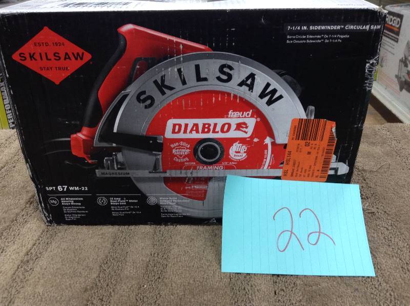 lot 22 image: Skillsaw 15 Amp Corded Electric 7-14 in. Lightweight SIDEWINDER Circular Saw with 24-Tooth Diablo Carbide Blade Never used