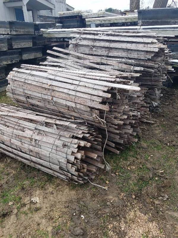lot 22 image: Snow Fence