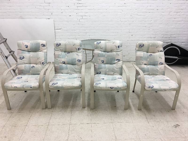 lot 6 image: 7 piece patio set