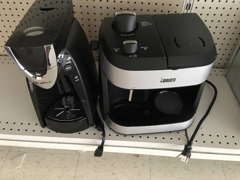 lot 26 image: all appliances shown