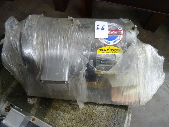lot 26 image: Baldor electric motor. M5161T. 5 HP...