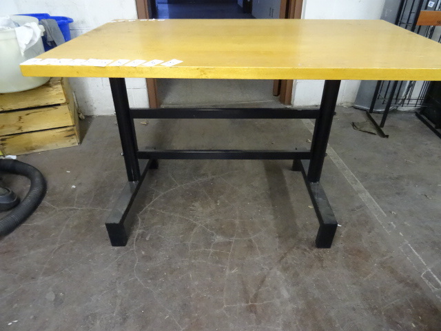 lot 33 image: Metal table base. 3 piece. You asse...